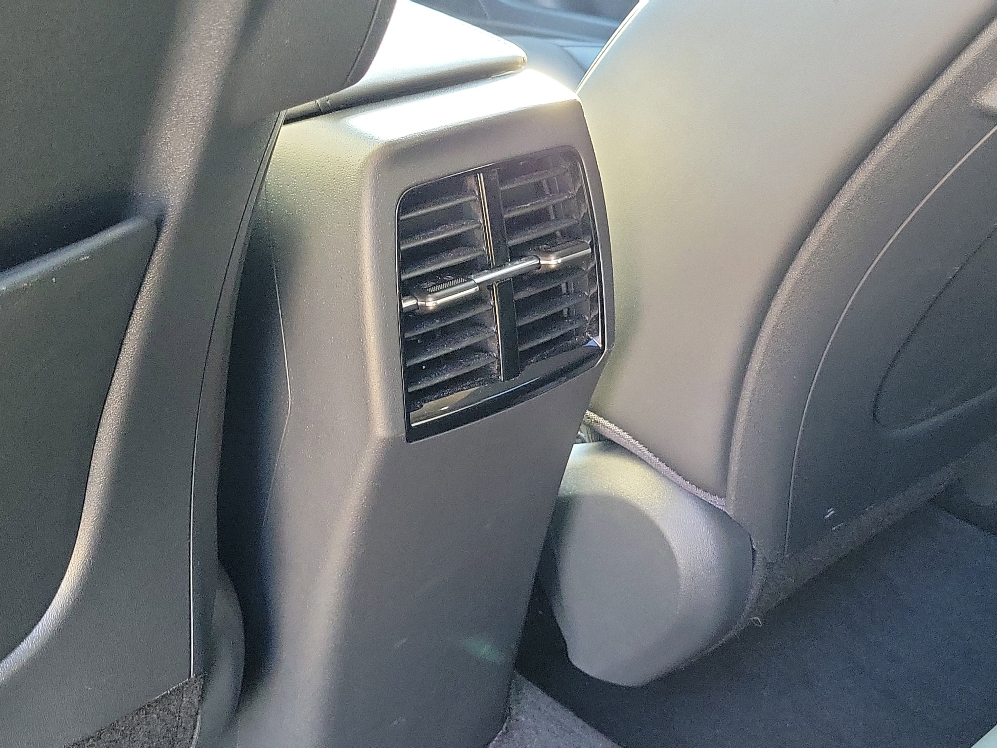 Used 2023 Kia Niro EX Touring image 14