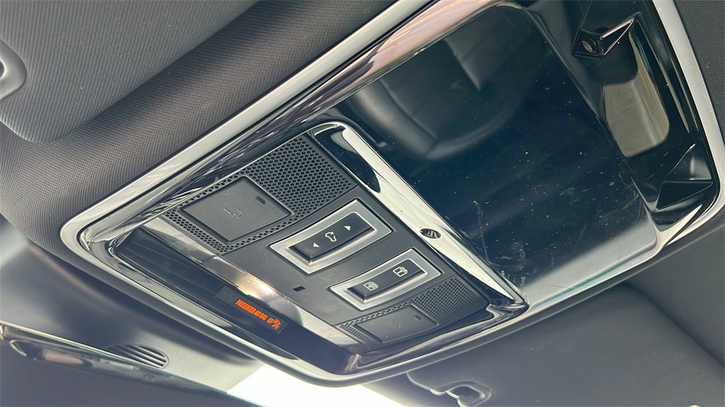 Used 2020 Land Rover Range Rover Sport HSE Dynamic image 21