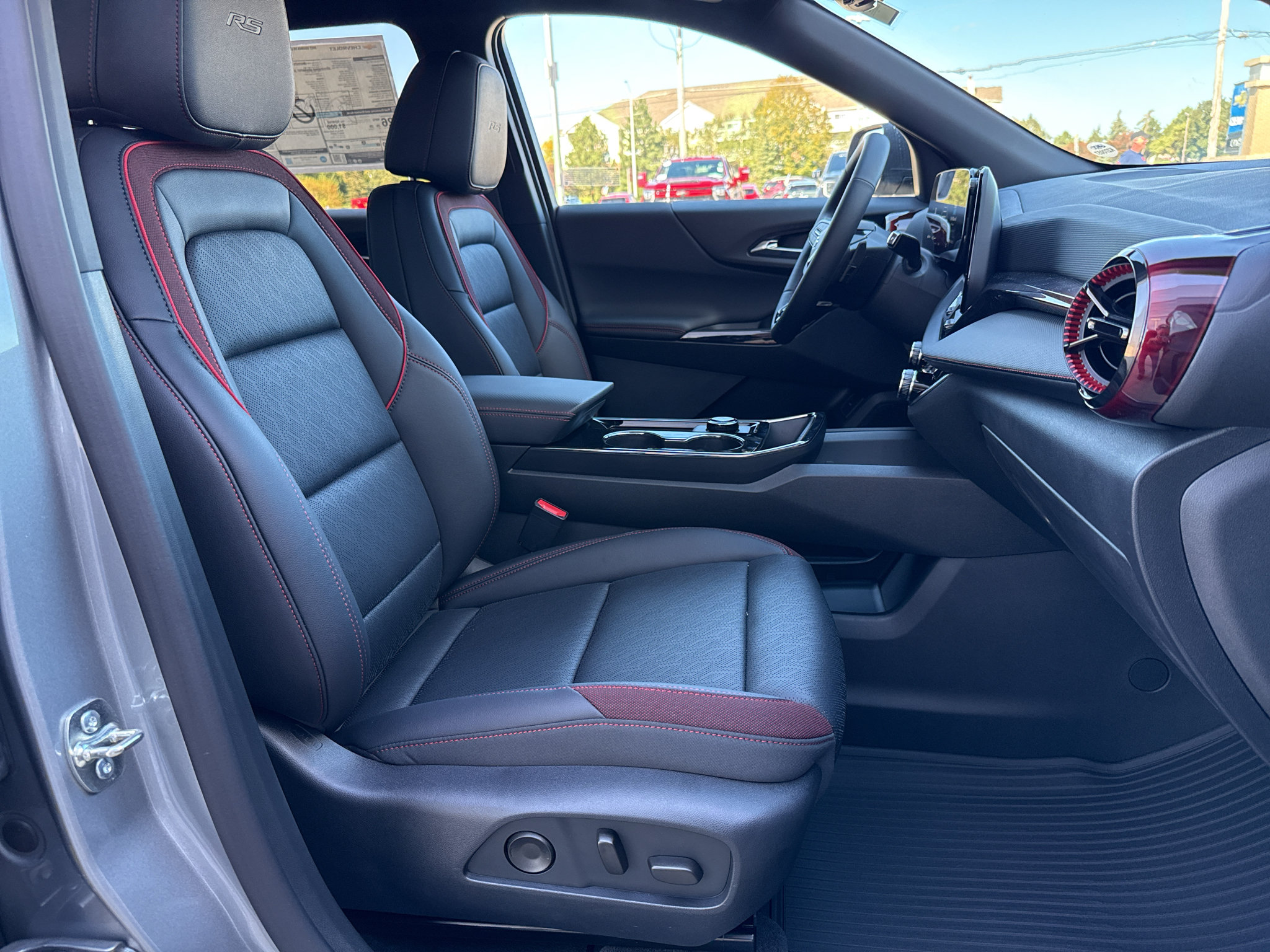 New 2027 Chevrolet Equinox RS w/ Safety and Technology Package AWD/4WD image 47