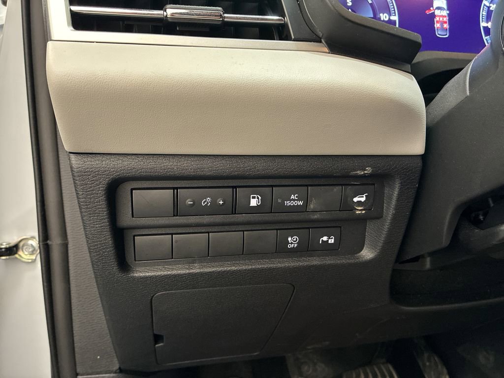 Used 2024 Mitsubishi Outlander SEL AWD/4WD image 27