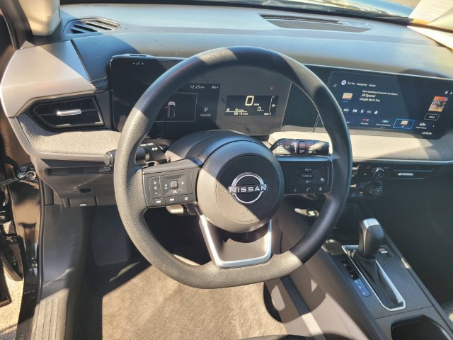 Certified 2026 Nissan Kicks SV w/ SV Premium Package FWD image 30