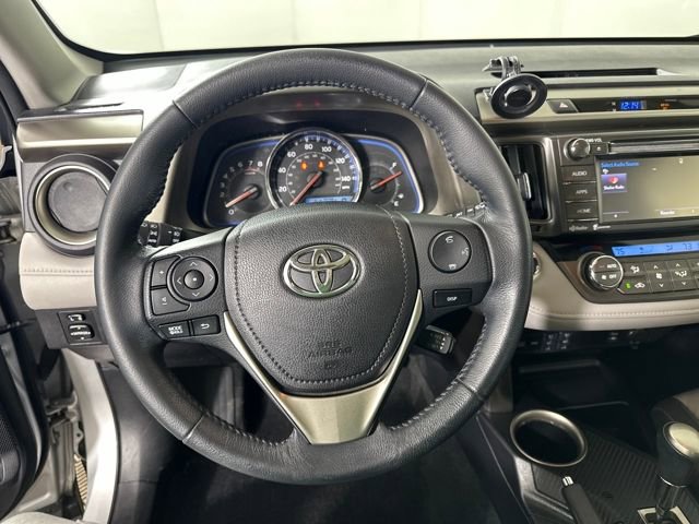Used 2015 Toyota RAV4 Limited w/ Technology Package image 14