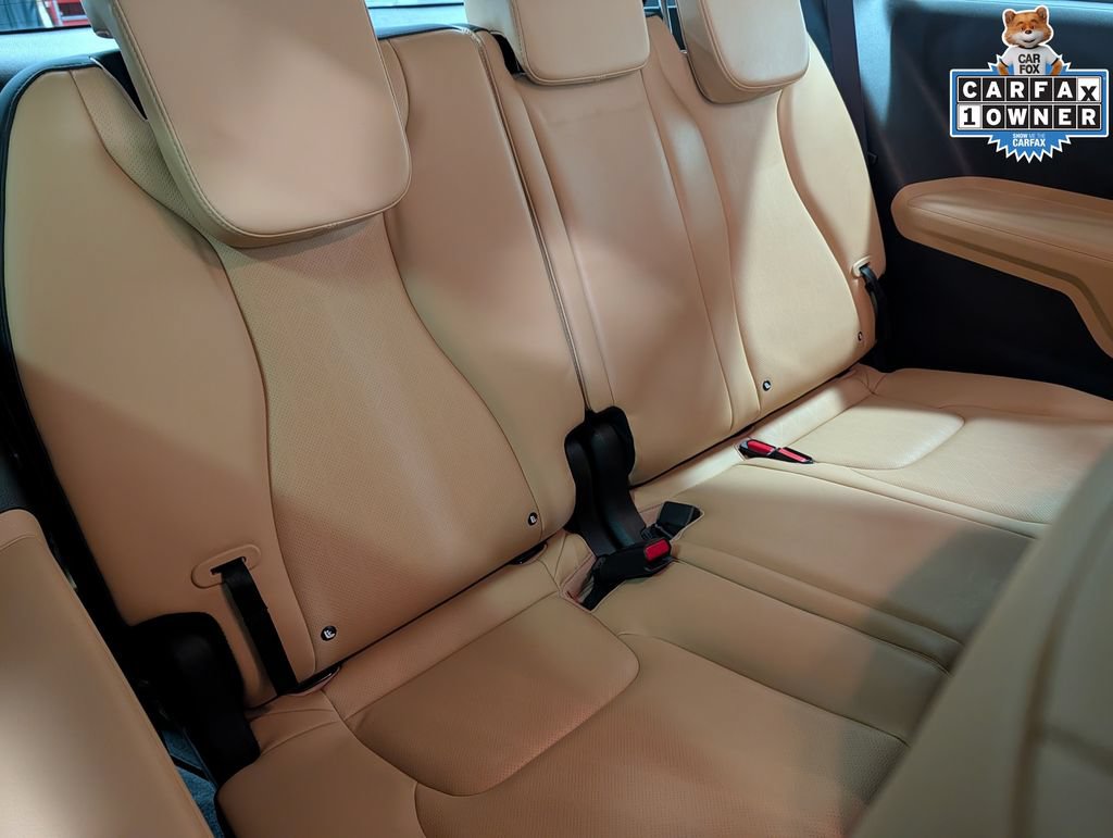 Certified 2024 Kia Carnival LX FWD image 33