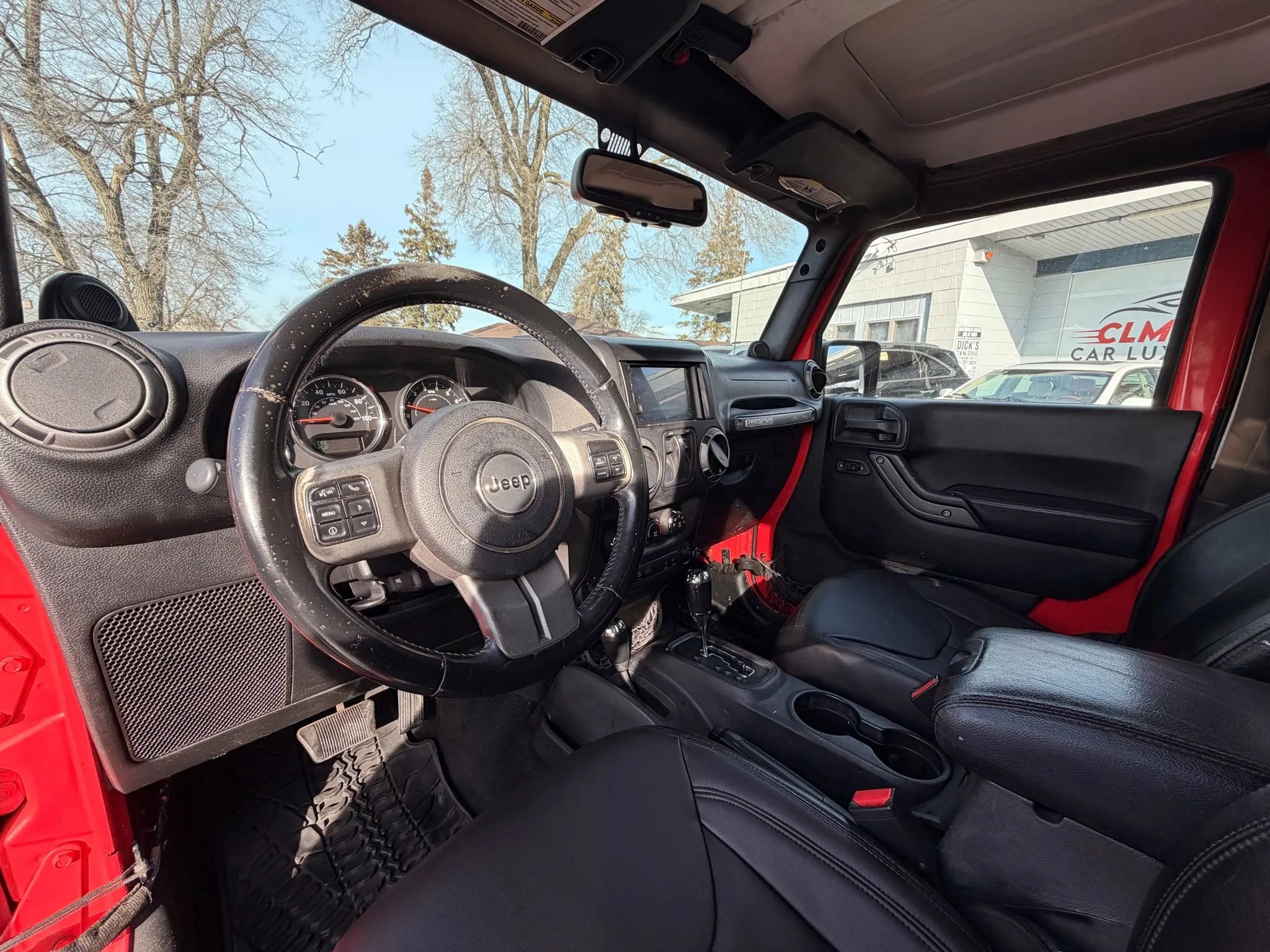 Used 2013 Jeep Wrangler Sahara AWD/4WD image 9