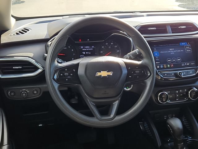 Used 2023 Chevrolet TrailBlazer LT w/ Convenience Package AWD/4WD image 9