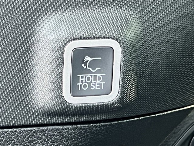 New 2025 Jeep Grand Cherokee Limited w/ Trailer Tow Package image 40