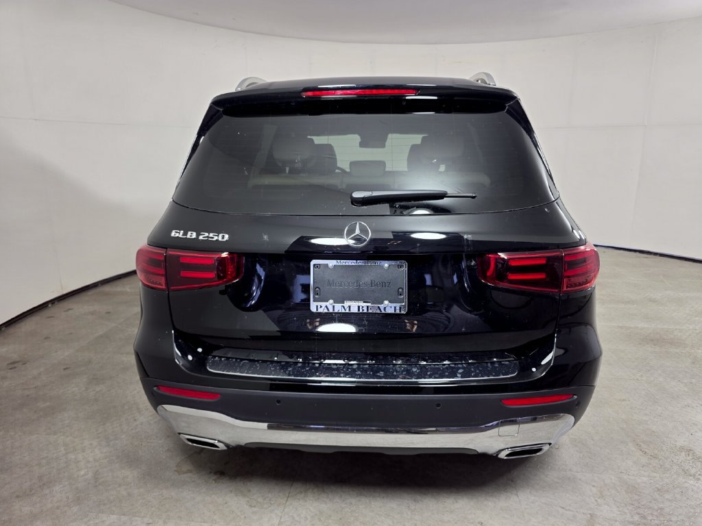 New 2026 Mercedes-Benz GLB 250 image 5