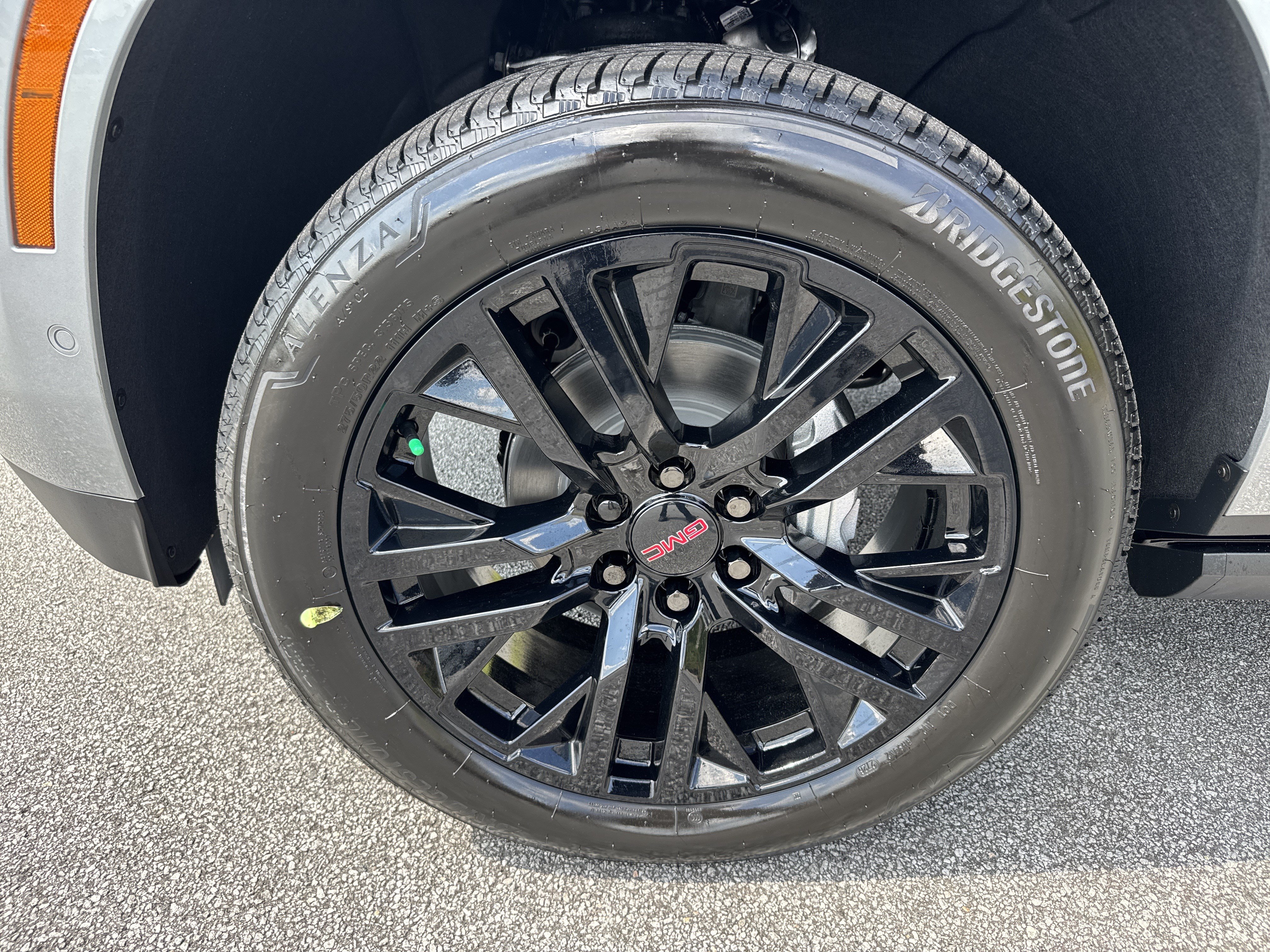 New 2026 GMC Yukon XL Denali w/ Sun & Power Step Package AWD/4WD image 13