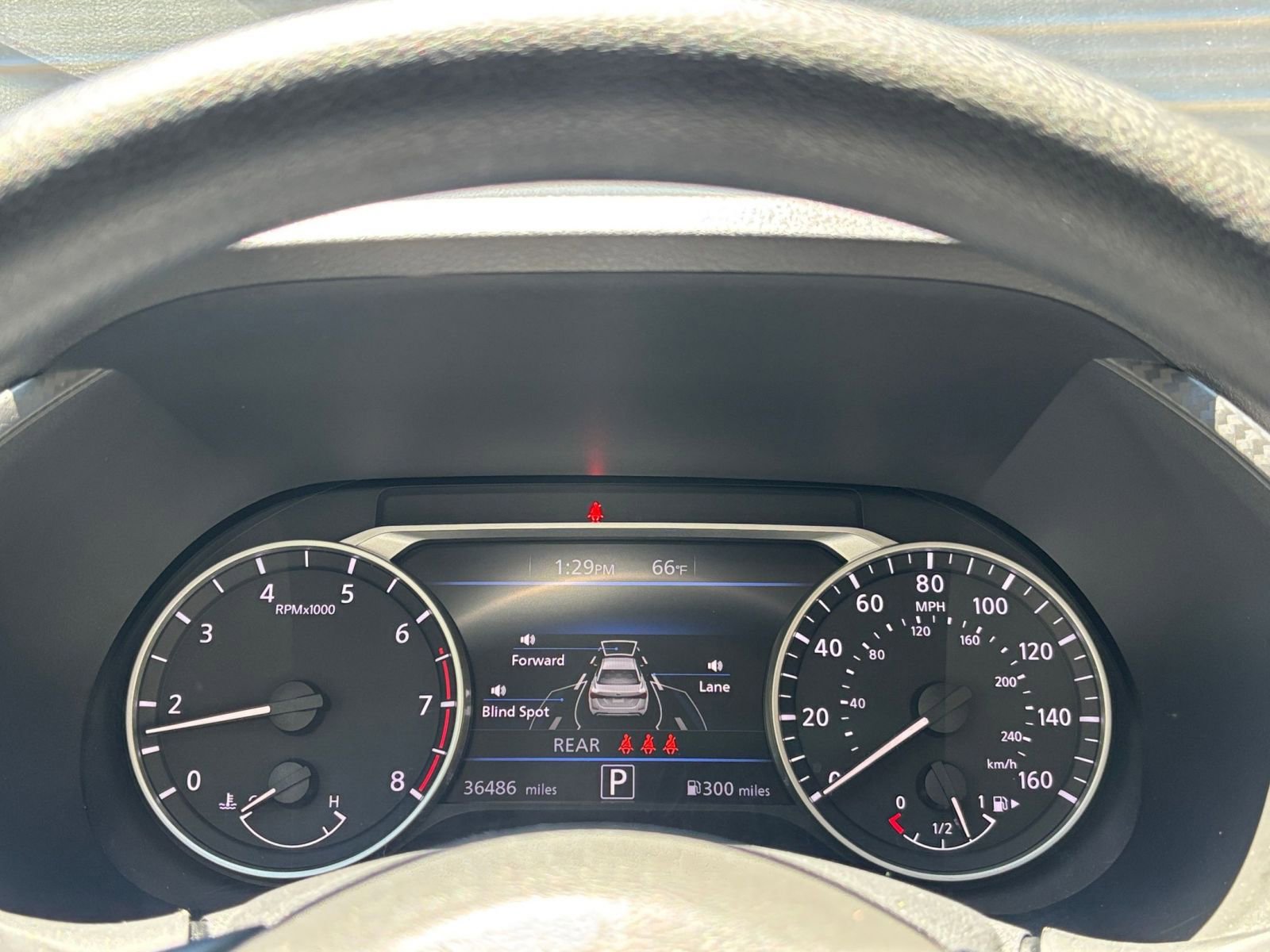 Used 2024 Nissan Sentra SV FWD image 35