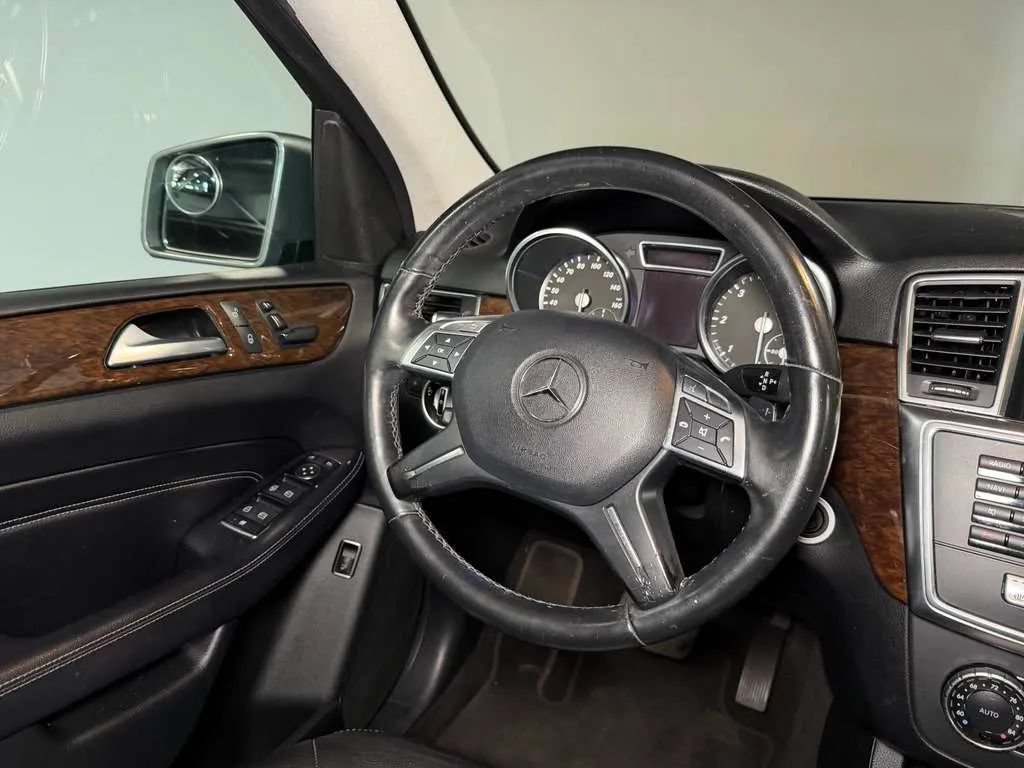 Used 2013 Mercedes-Benz ML 350 BlueTEC 4MATIC image 22