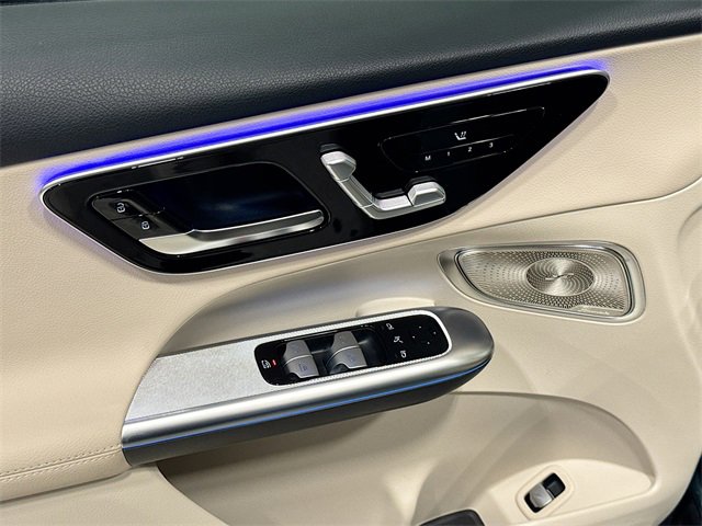 Certified 2025 Mercedes-Benz GLC 300 4MATIC image 18