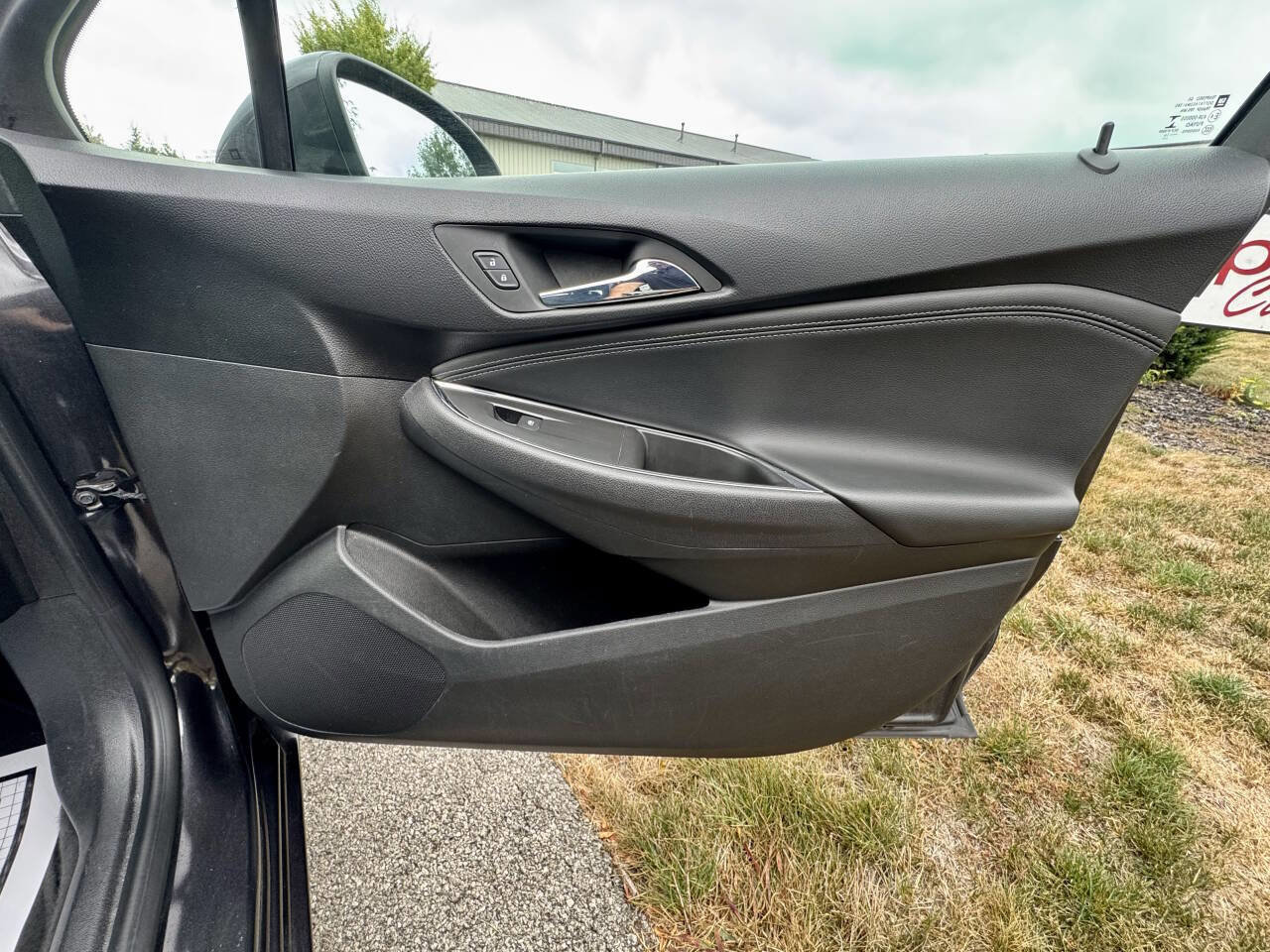 Used 2016 Chevrolet Cruze Premier w/ Enhanced Convenience Package image 30