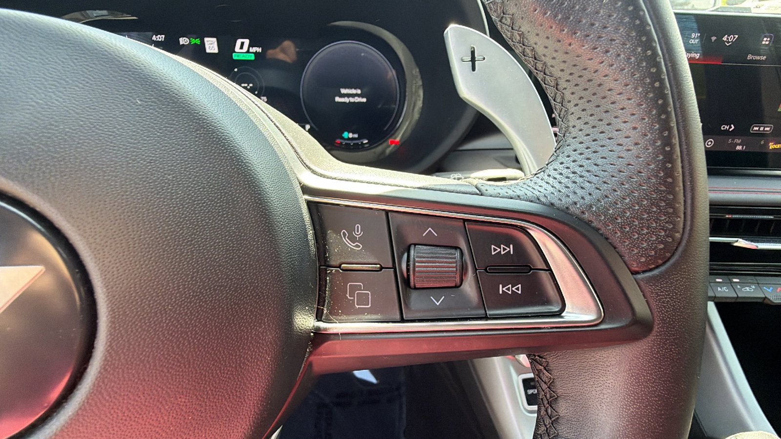 Used 2025 Dodge Hornet R/T w/ Tech Pack image 28