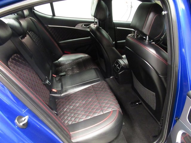 Used 2020 Genesis G70 3.3T w/ Sport Package AWD/4WD image 11