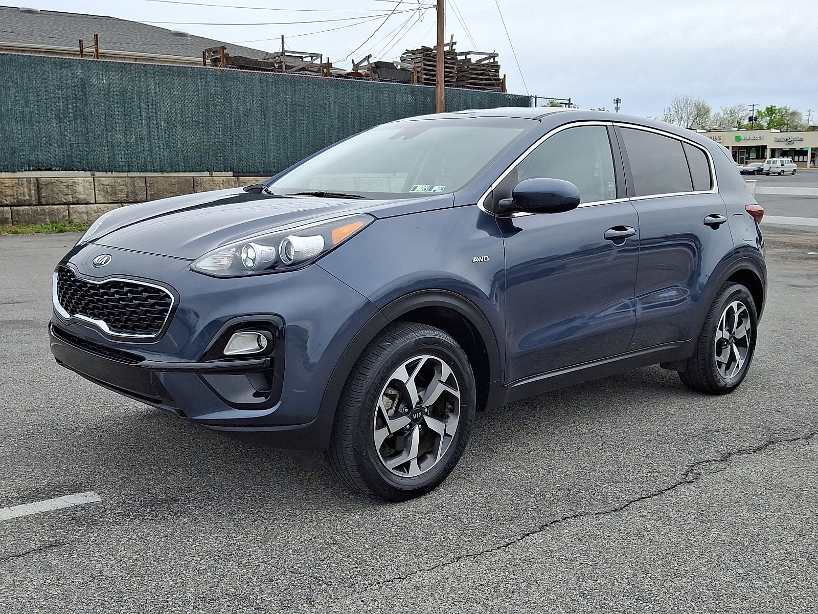 Used 2022 Kia Sportage LX AWD/4WD image 3
