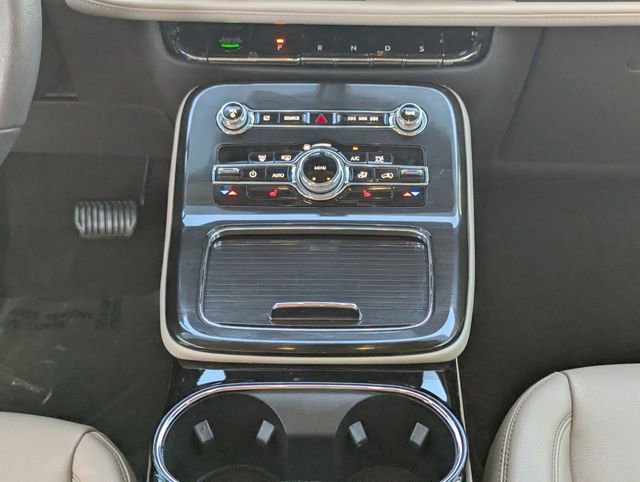 Certified 2022 Lincoln Nautilus FWD image 19