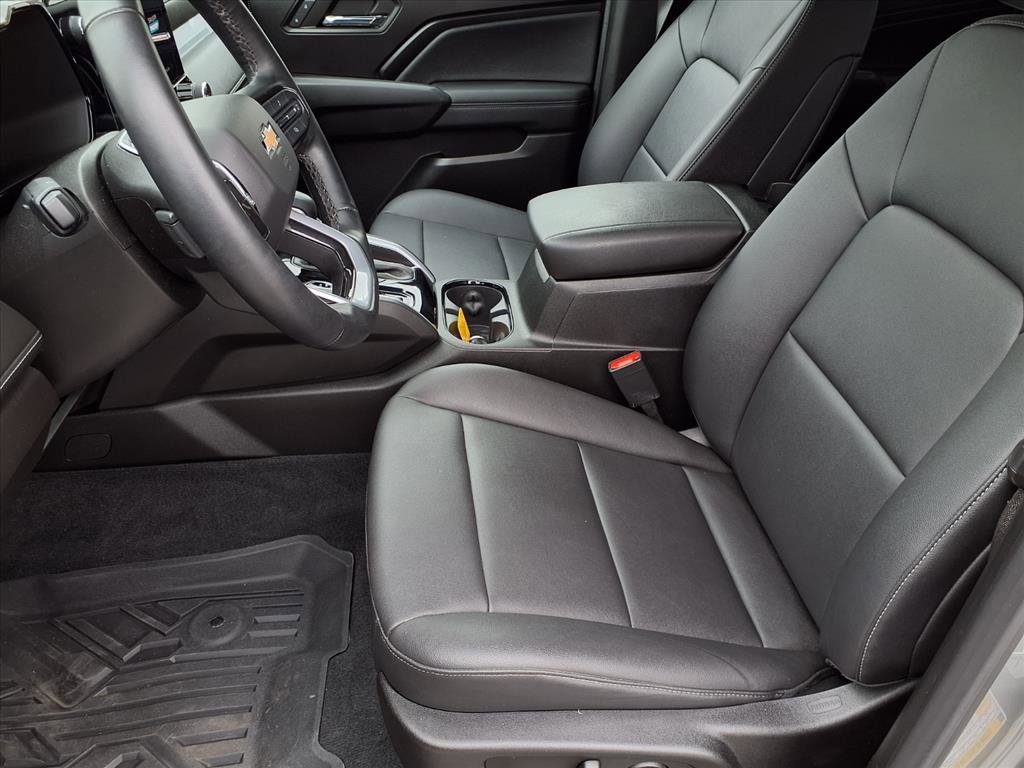 Used 2023 Chevrolet Colorado LT w/ LT Convenience Package III image 13
