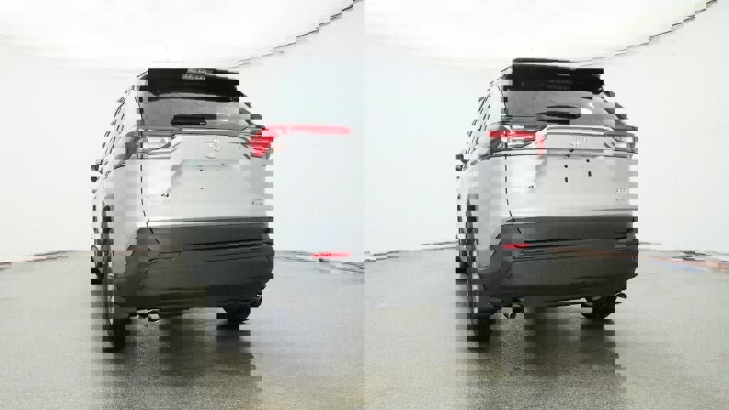 New 2025 Toyota RAV4 XLE image 22
