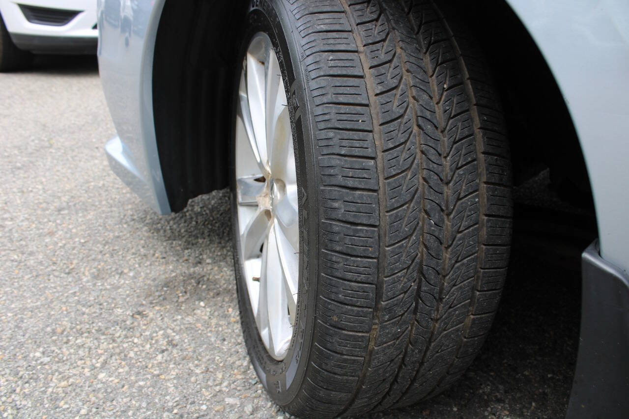 Used 2013 Subaru Legacy 2.5i Limited AWD/4WD image 17