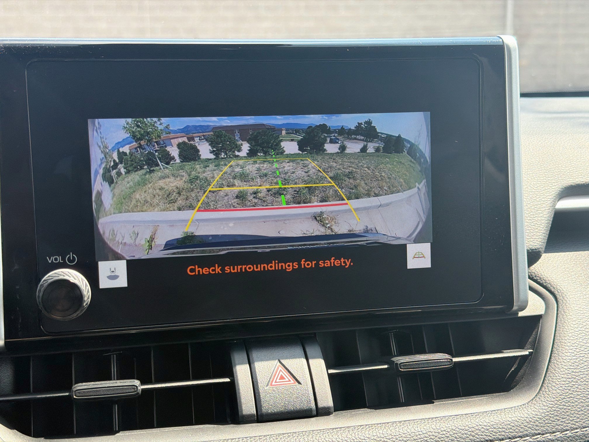 Used 2025 Toyota RAV4 XLE AWD/4WD image 23