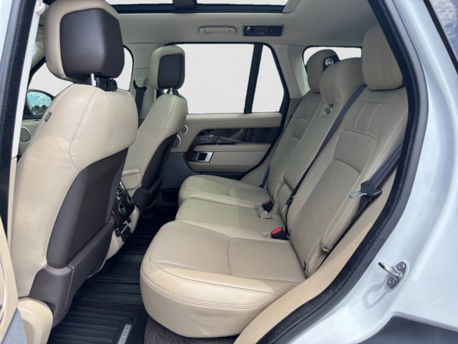 Certified 2021 Land Rover Range Rover Westminster Edition image 18