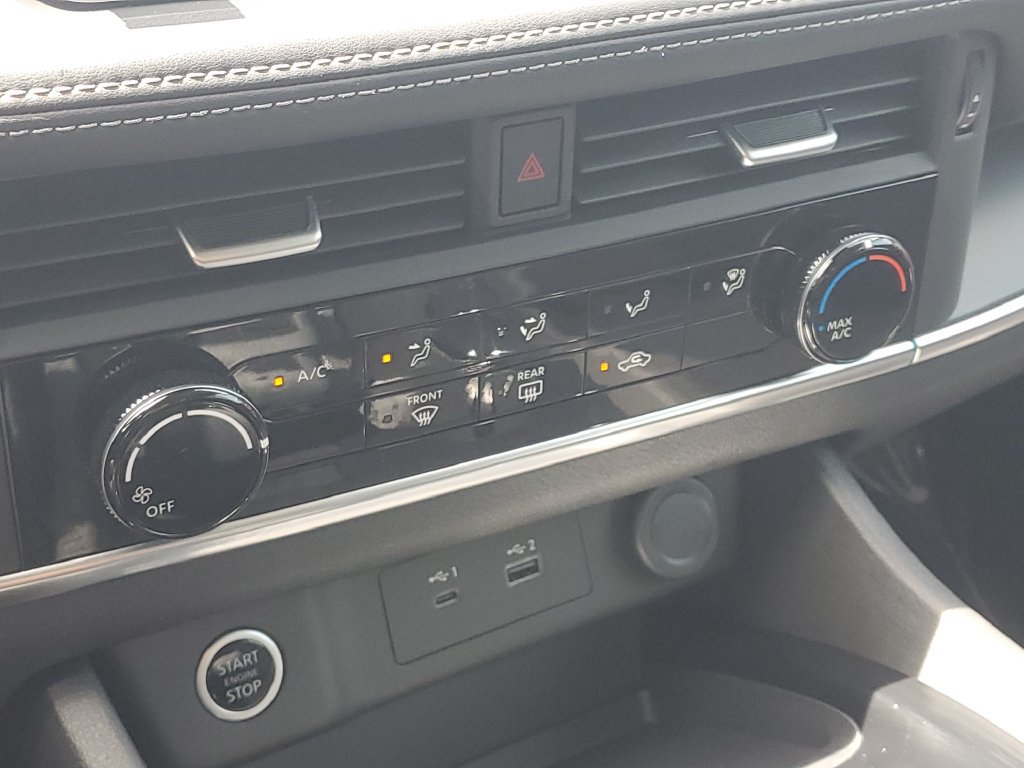 Certified 2021 Nissan Rogue S FWD image 39