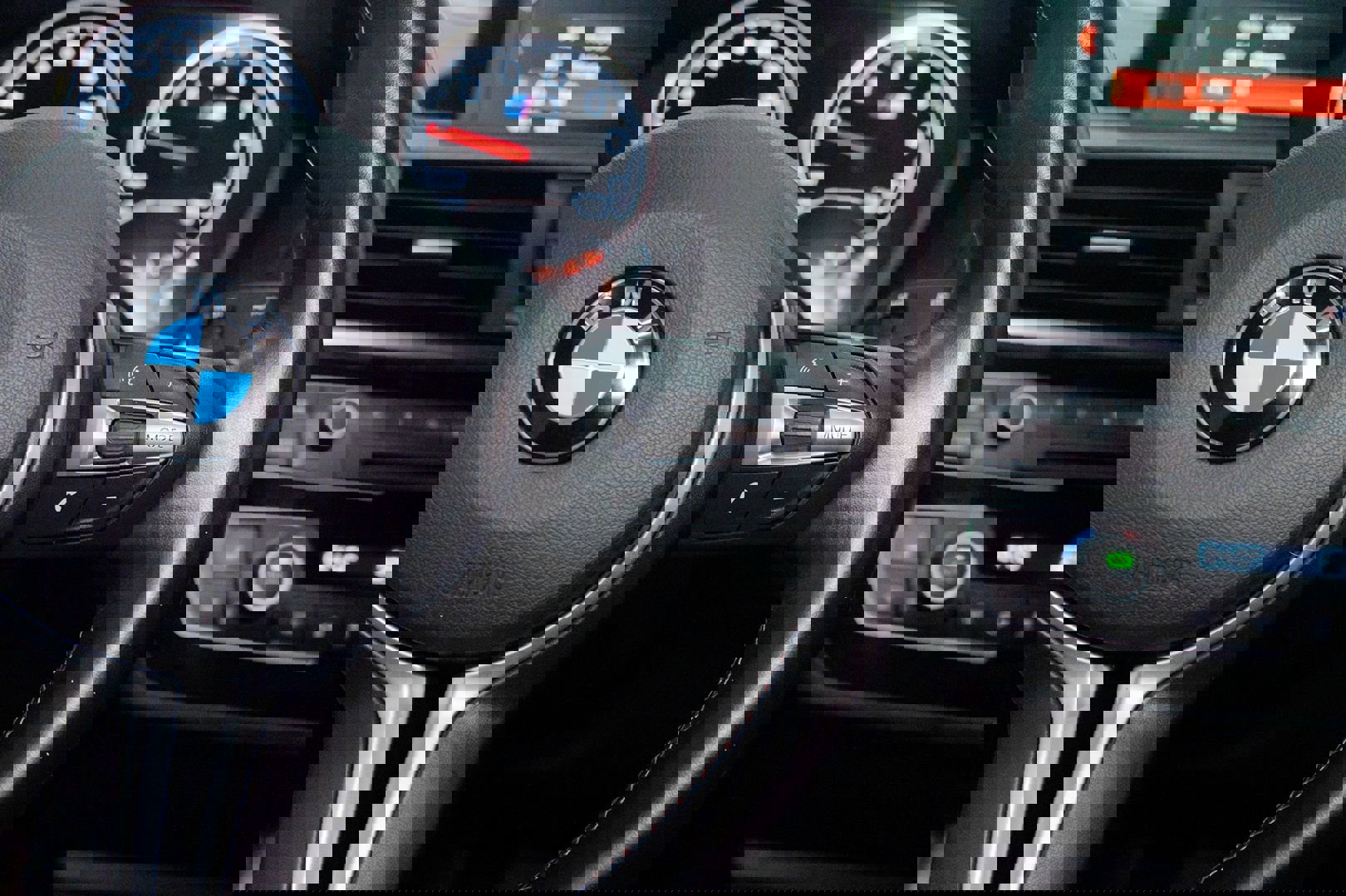 Used 2018 BMW M2 image 37