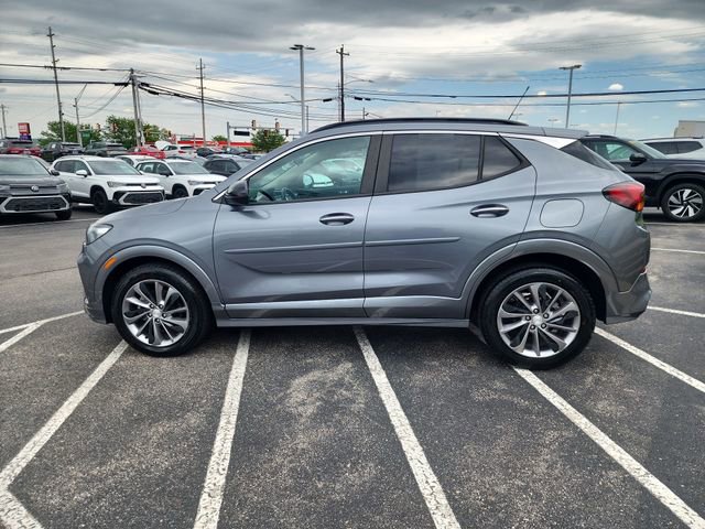 Used 2020 Buick Encore GX Select w/ Sport Touring Package FWD image 6
