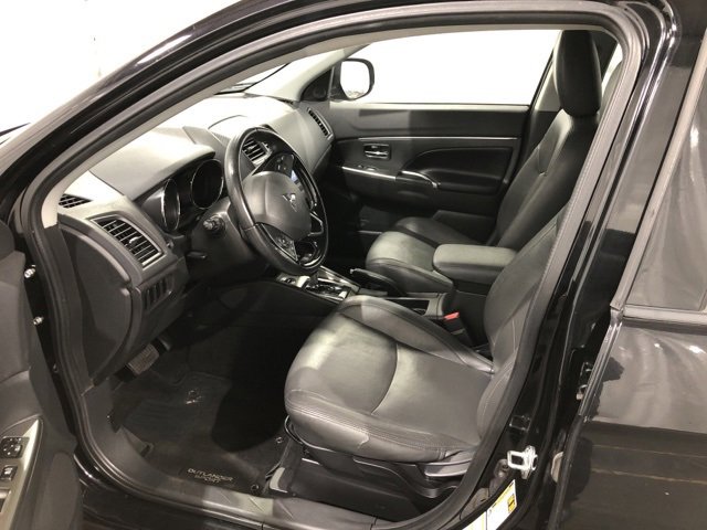 Used 2018 Mitsubishi Outlander Sport SE image 6