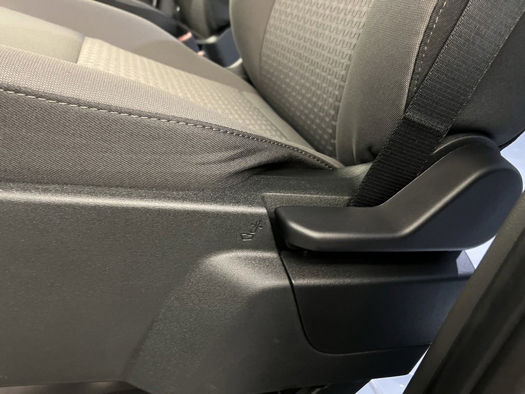 New 2025 Ford Transit 250 Low Roof AWD image 26
