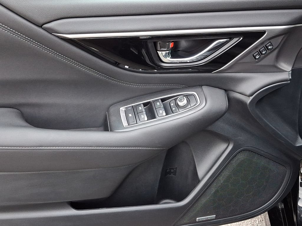 Used 2022 Subaru Legacy Limited AWD/4WD image 12