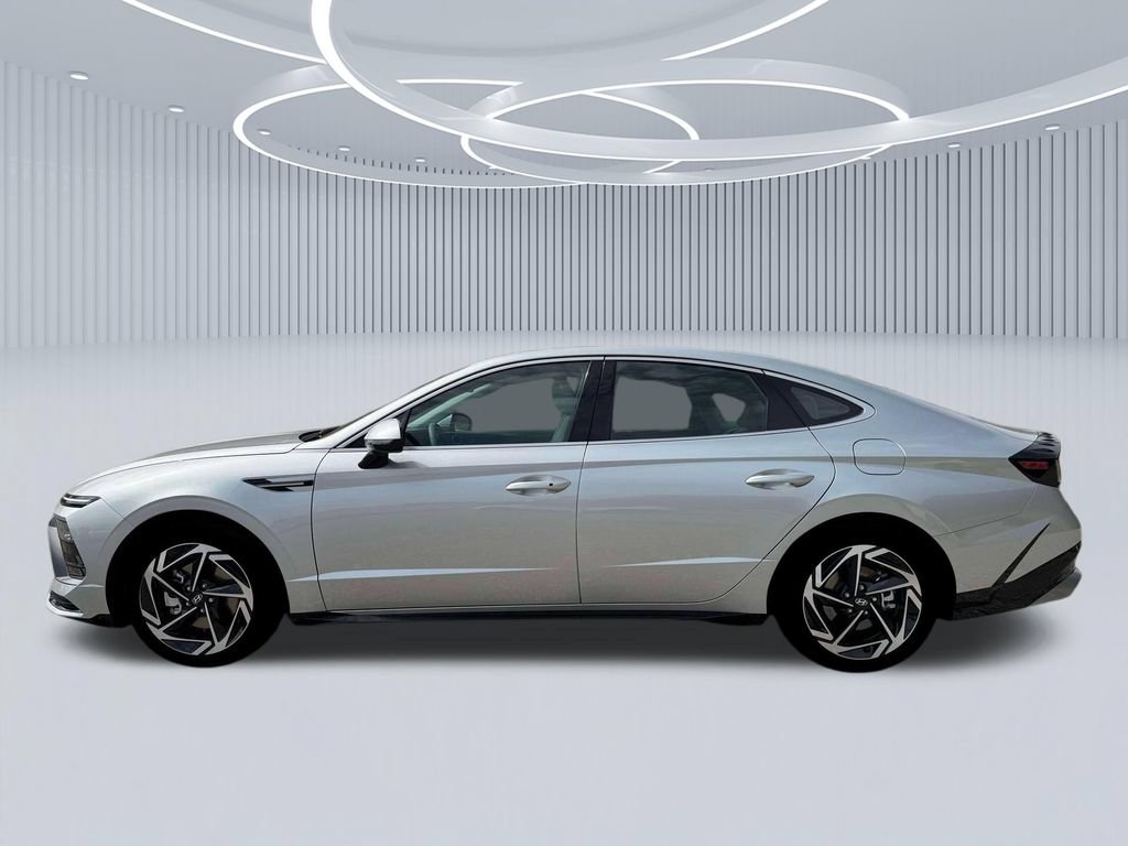 New 2026 Hyundai Sonata SEL FWD image 3
