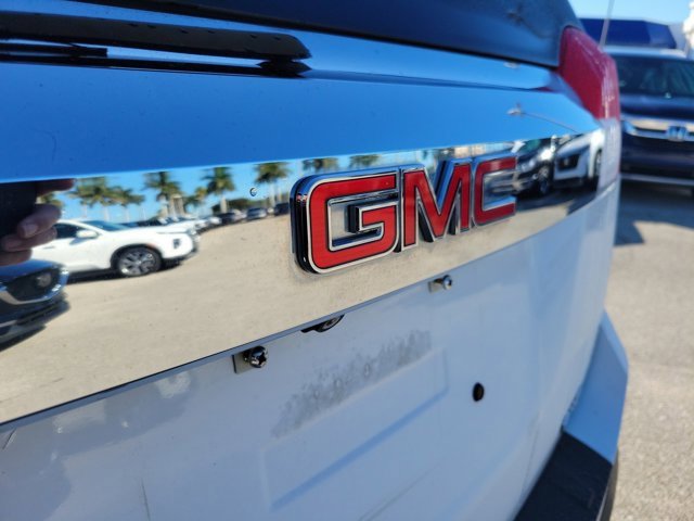 Used 2015 GMC Terrain SLT w/ Safety Package image 11