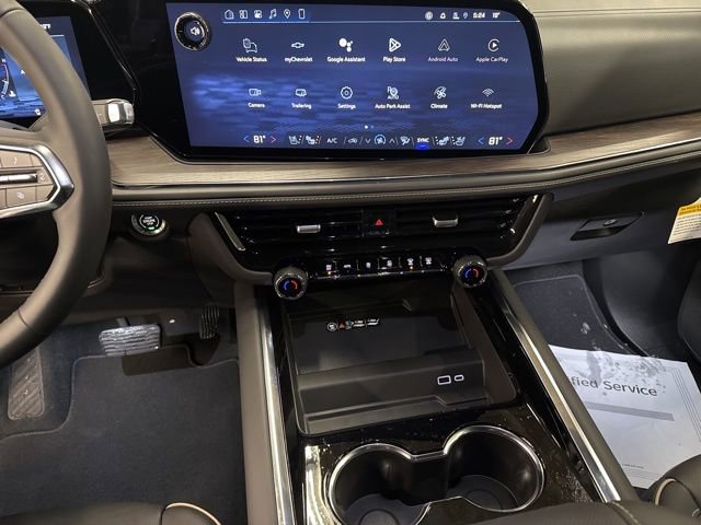 New 2026 Chevrolet Suburban Premier image 18