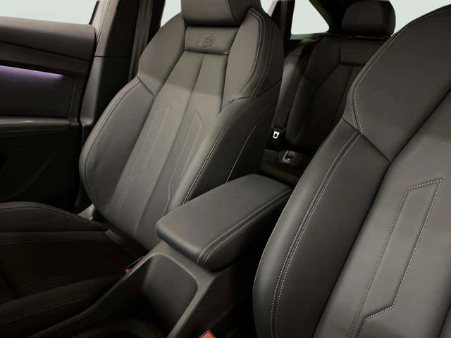 Used 2024 Audi Q4 e-tron Premium Plus w/ Premium Plus image 29