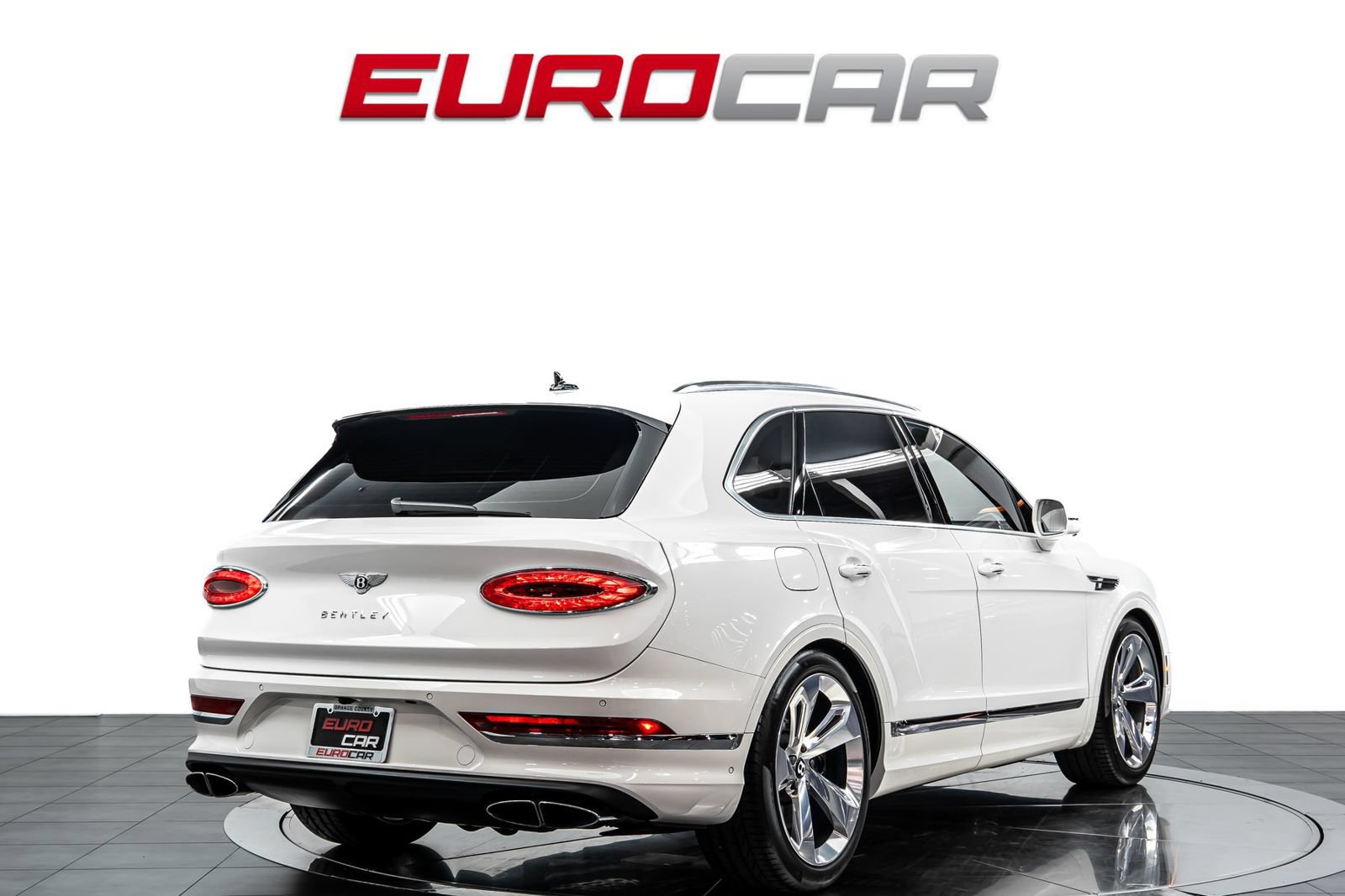 Used 2024 Bentley Bentayga AWD/4WD image 5