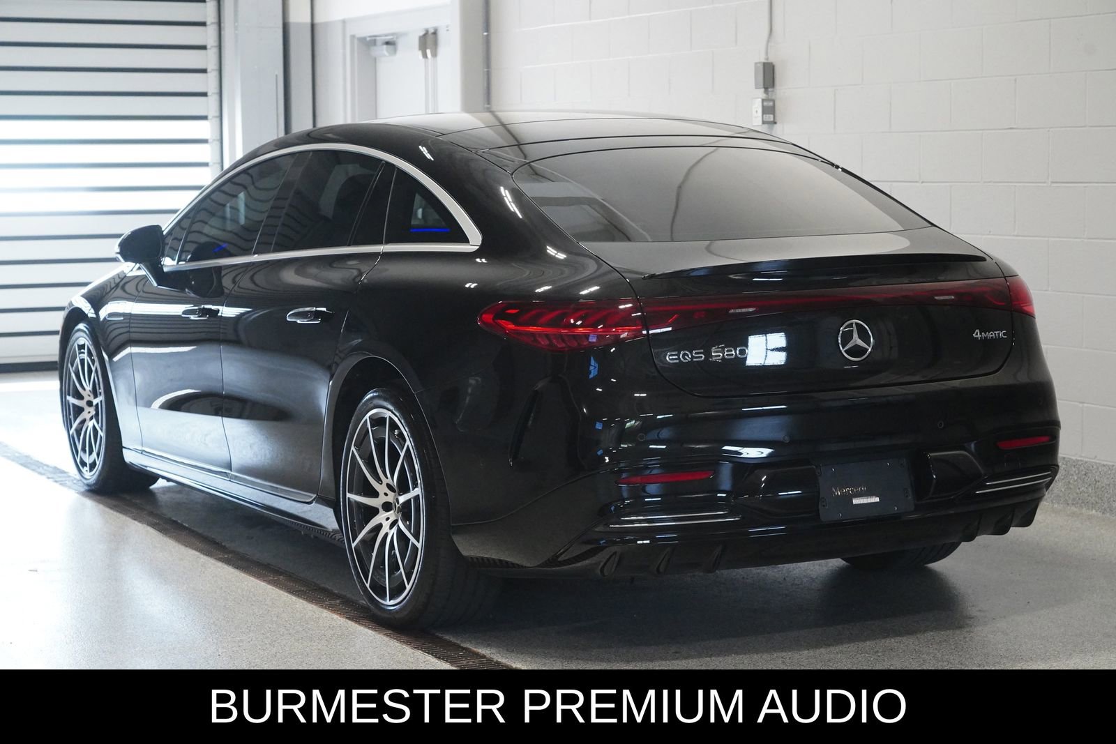 Used 2023 Mercedes-Benz EQS 580 4MATIC Sedan image 4