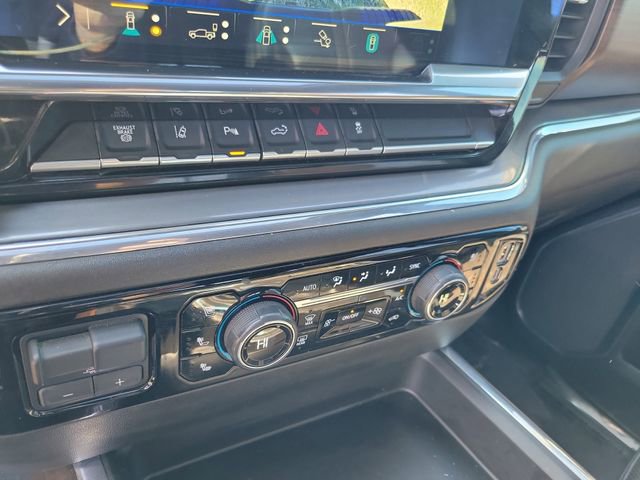 Used 2024 Chevrolet Silverado 3500 High Country image 20