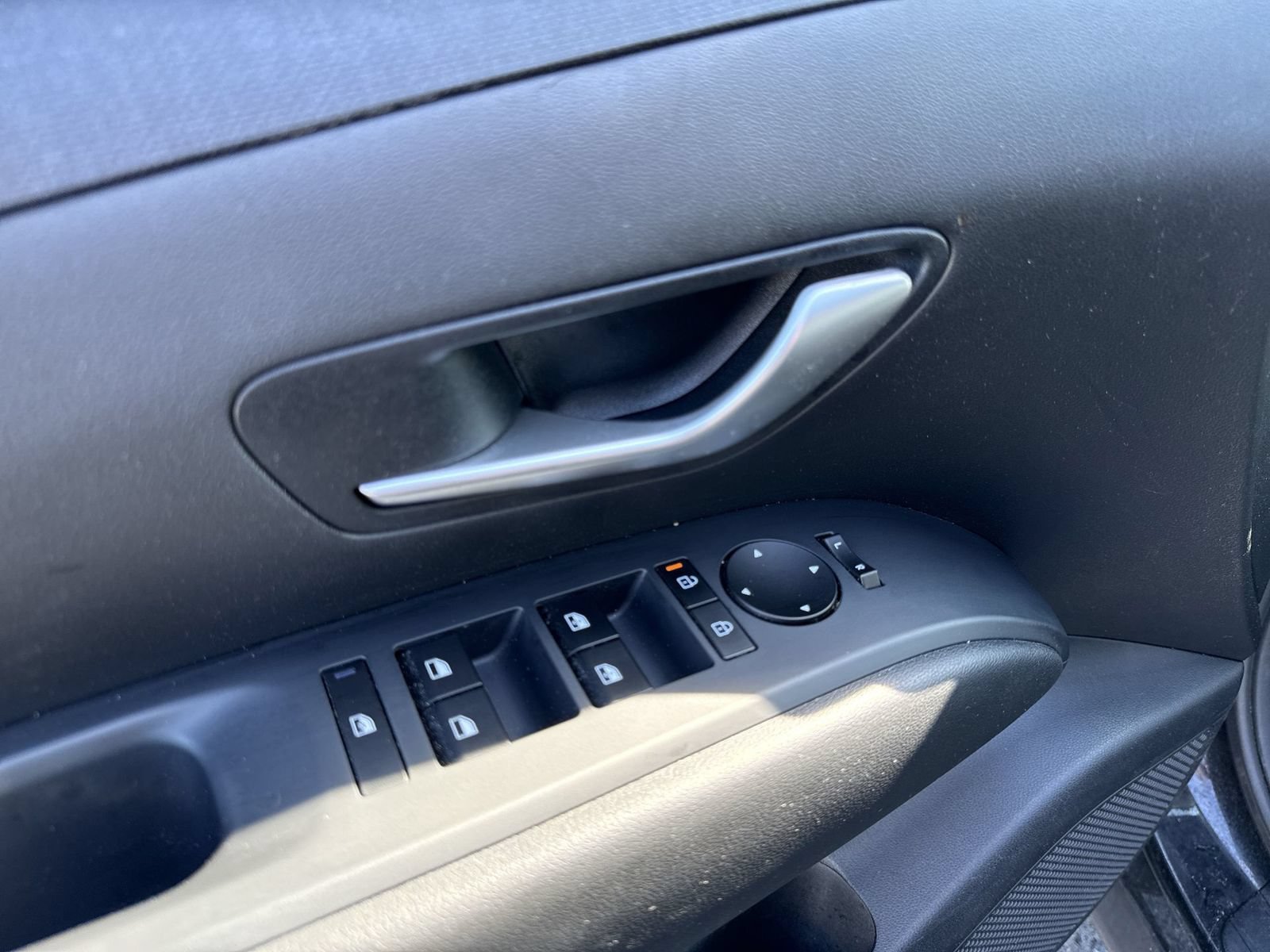 Certified 2025 Hyundai Tucson SEL AWD/4WD image 16