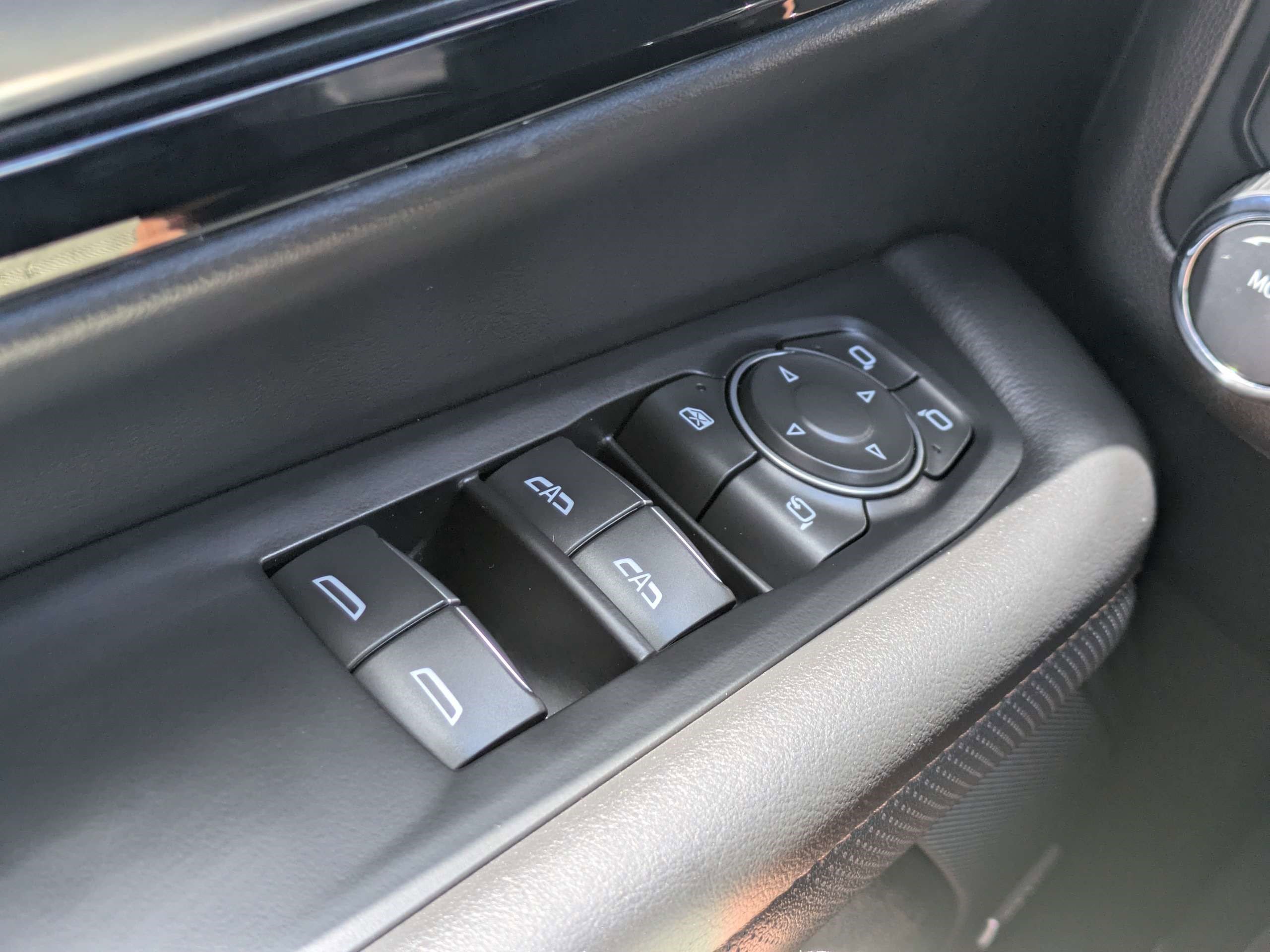 Used 2025 Chevrolet Suburban High Country AWD/4WD image 21