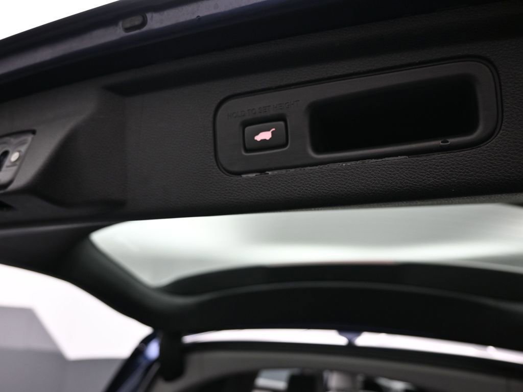 Certified 2024 Honda Odyssey Touring image 35