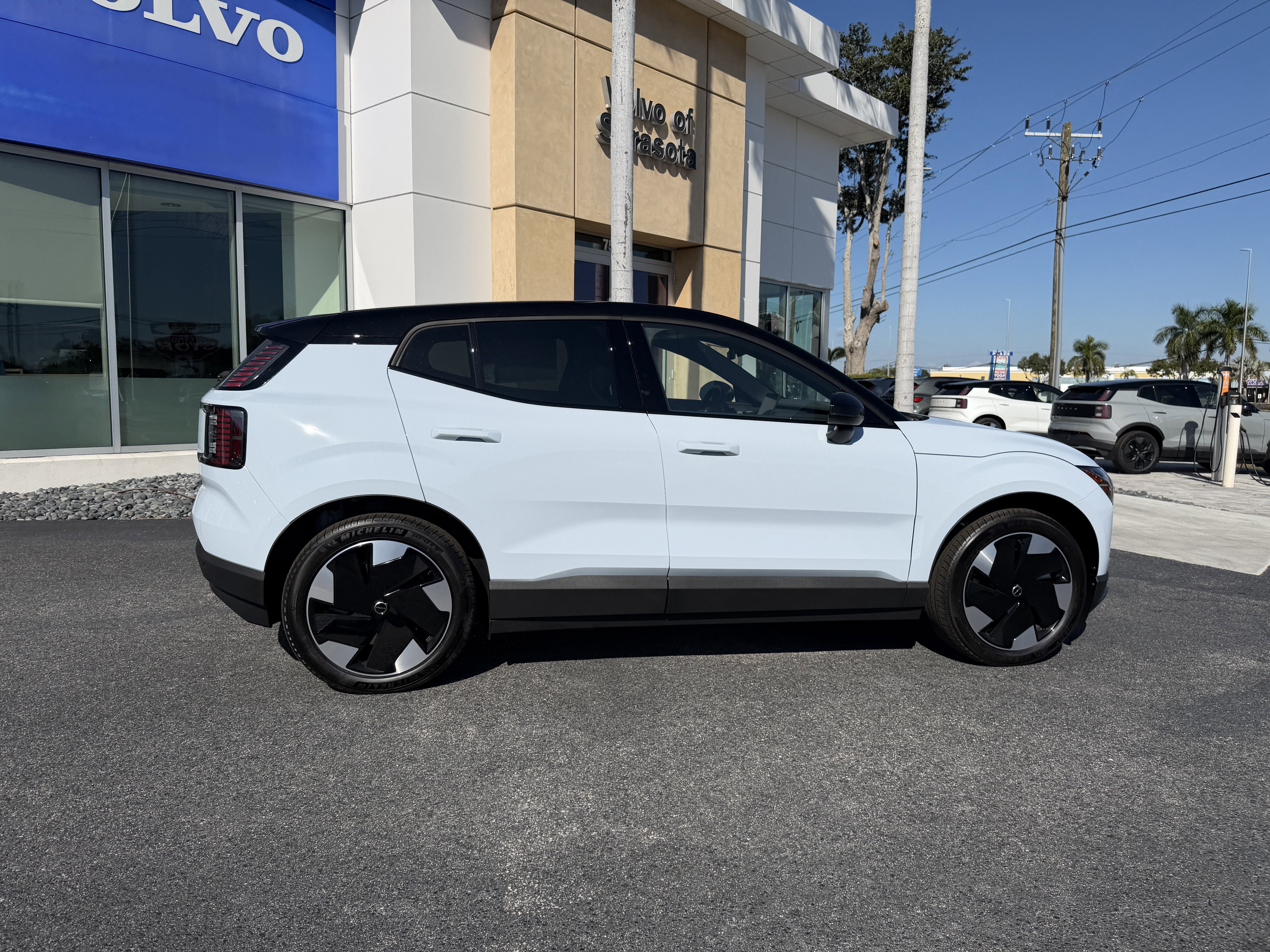 New 2026 Volvo EX30 Plus image 2