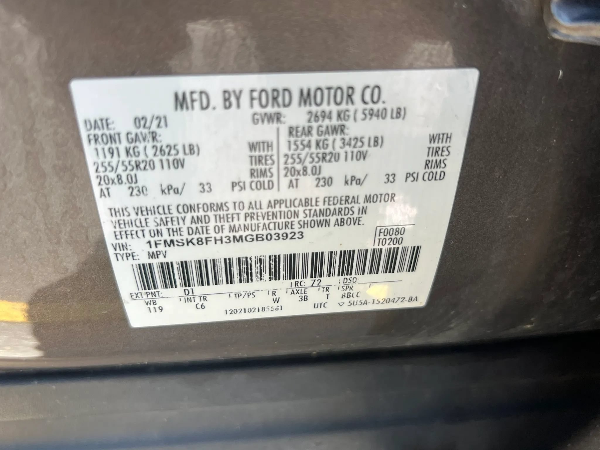 Used 2021 Ford Explorer Limited w/ Equipment Group 301A AWD/4WD image 32