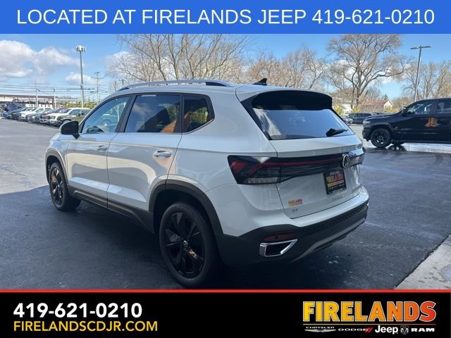 Used 2025 Volkswagen Taos SE image 6