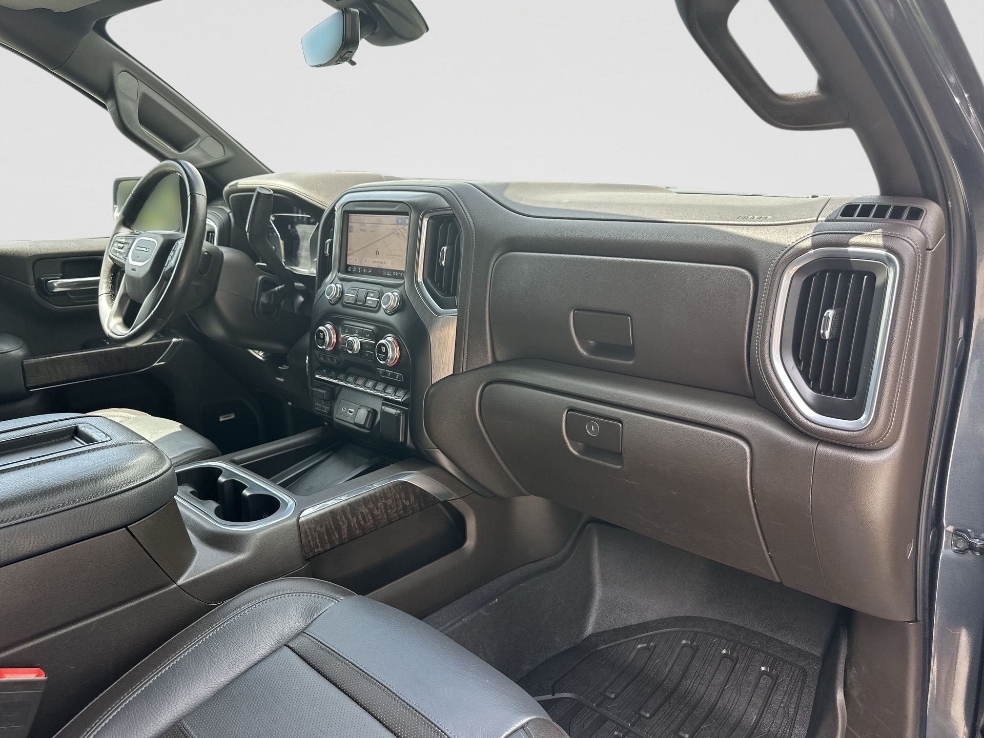 Certified 2020 GMC Sierra 1500 Denali w/ Denali Ultimate Package AWD/4WD image 29