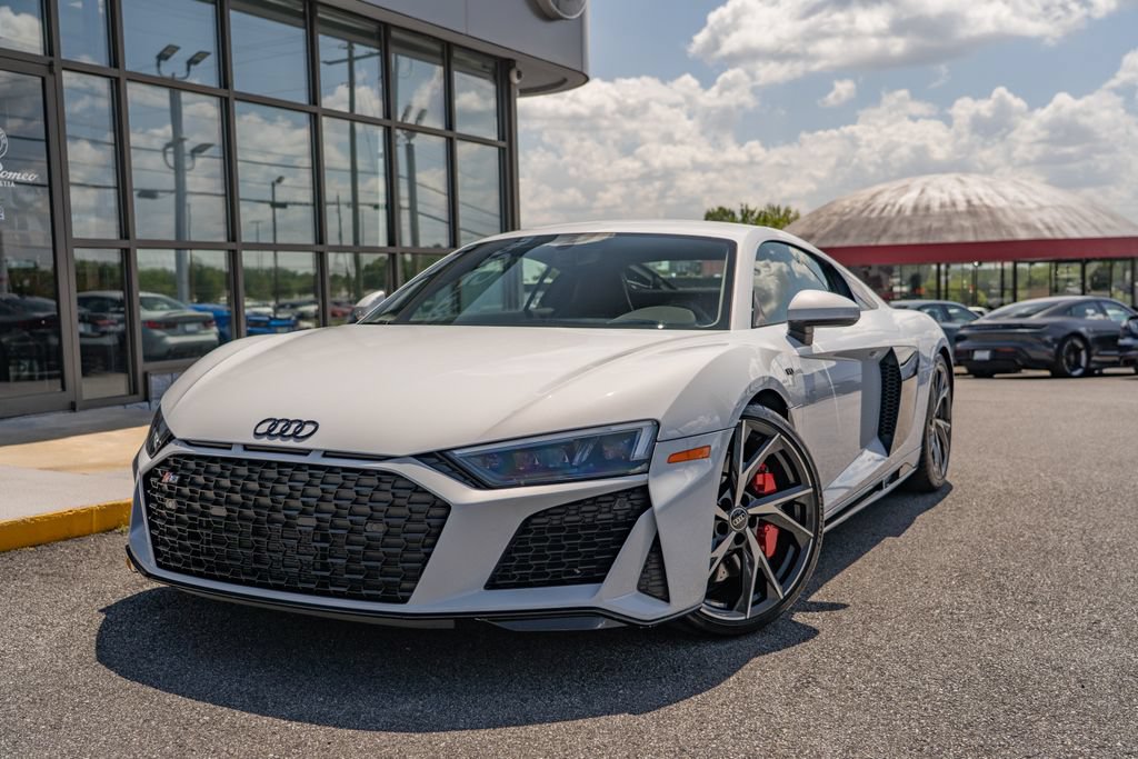 Used 2023 Audi R8 V10 performance RWD image 2