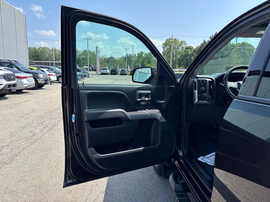 Used 2019 Chevrolet Silverado 1500 LT w/ All Star Edition AWD/4WD image 15