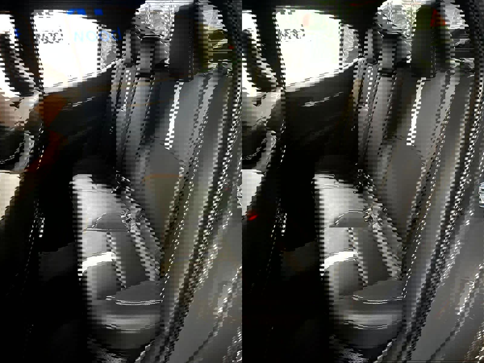 Used 2025 Toyota Camry SE FWD image 15