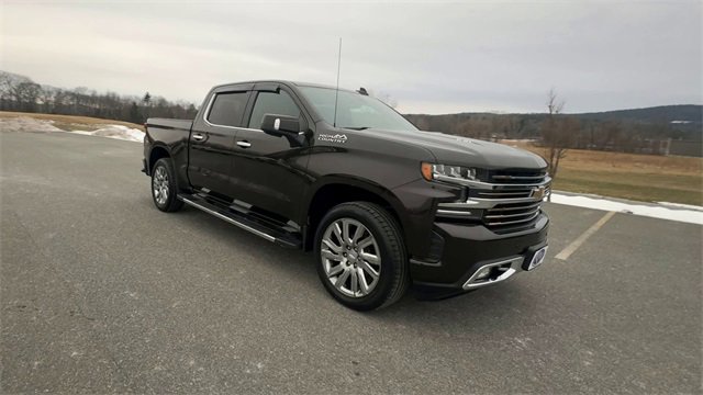 Used 2019 Chevrolet Silverado 1500 High Country w/ High Country Premium Package image 2