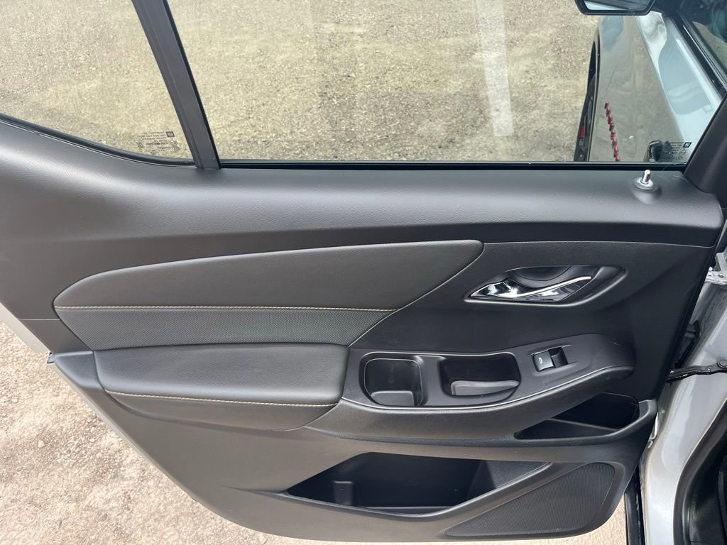 Used 2020 Chevrolet Traverse Premier w/ Redline Edition image 26